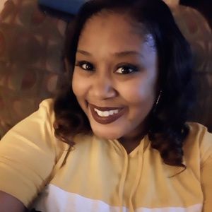 Meet your Posher, Arielle